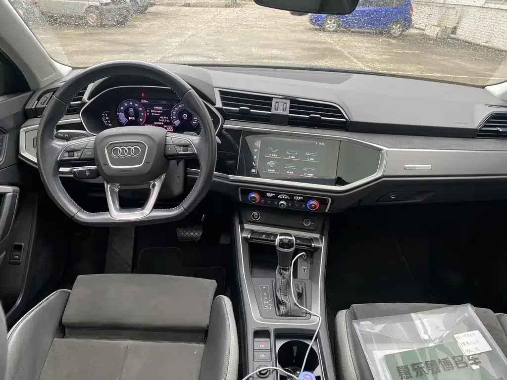 Audi Q3 2021 из CN, фото 9