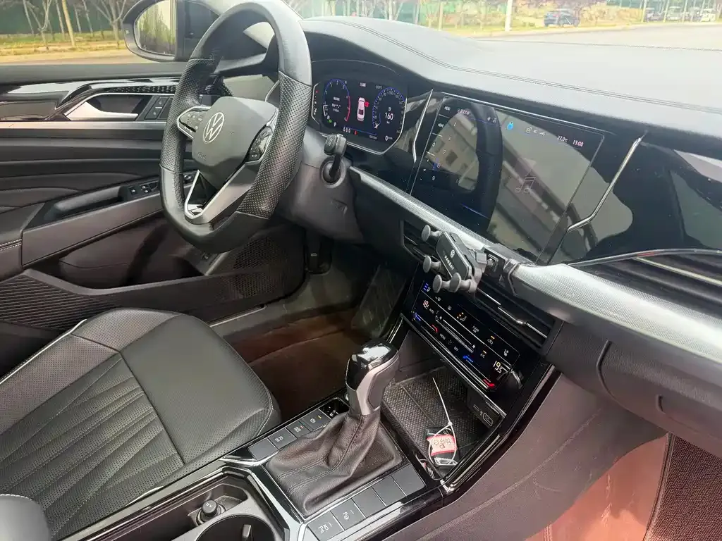 Volkswagen Passat — фото 4