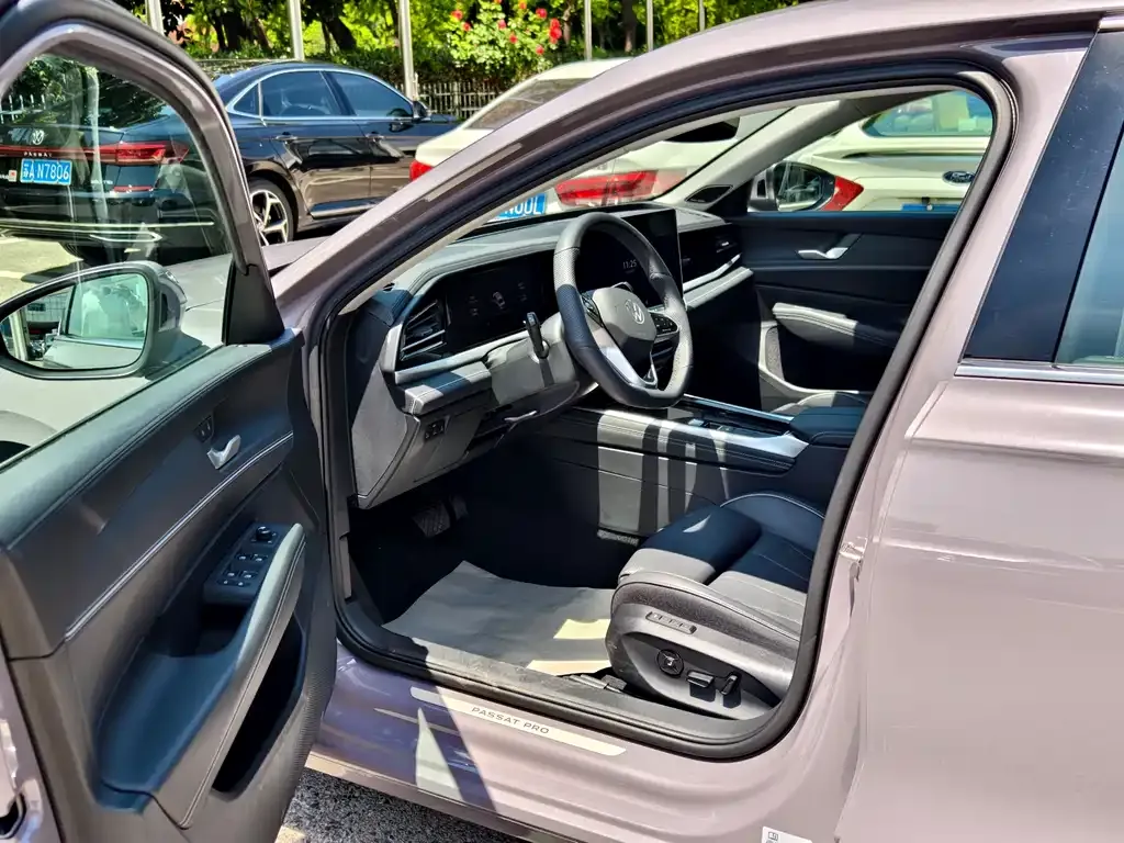 Volkswagen Passat — фото 4