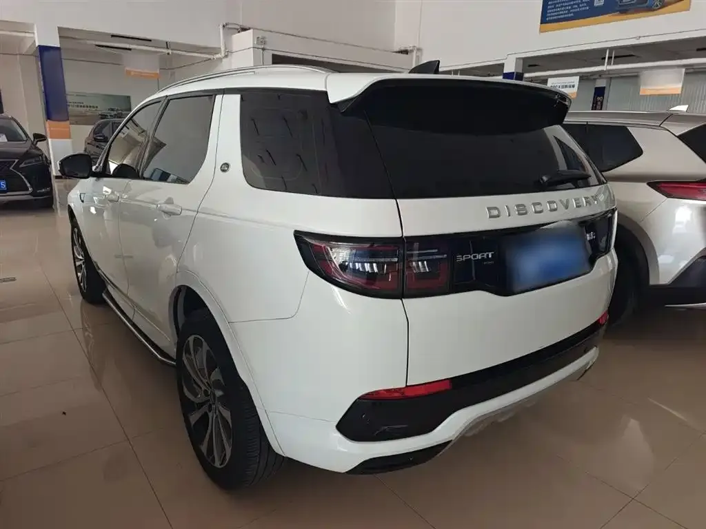 Land Rover Discovery Sport — фото 2