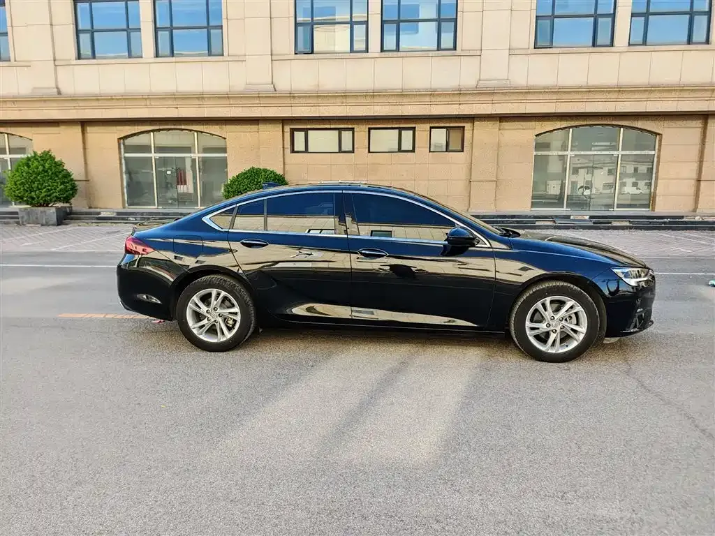 Buick Regal — фото 9