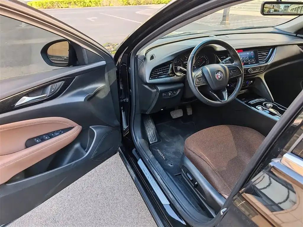 Buick Regal — фото 7