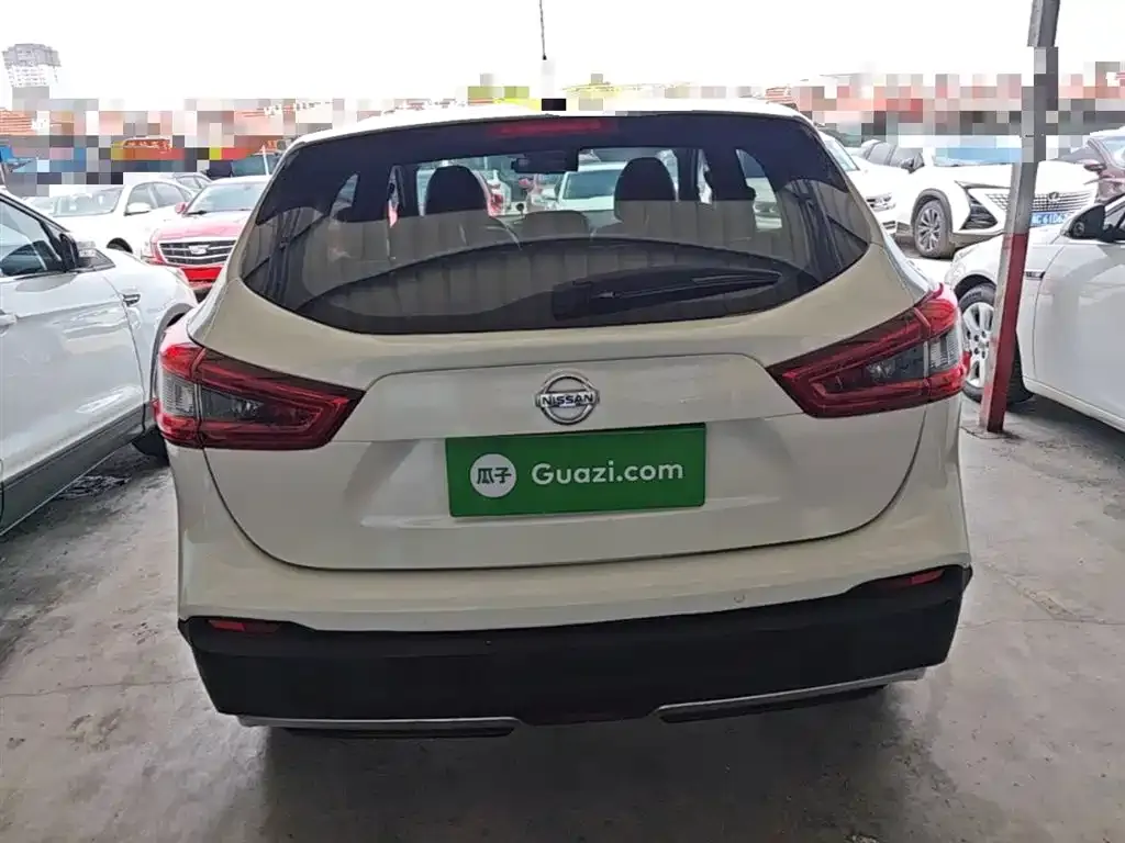 Nissan Qashqai 2021 из CN, фото 2