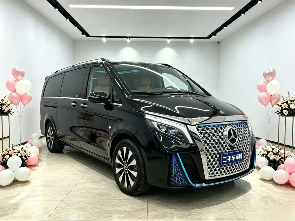 Mercedes-Benz Vito — фото 1