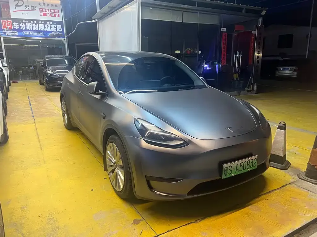 Tesla Model Y — фото 2