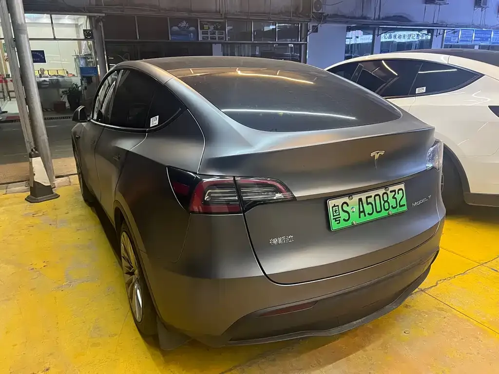 Tesla Model Y — фото 5
