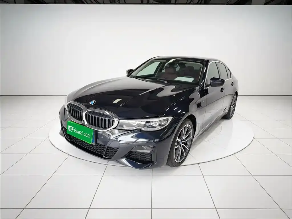 BMW 3 Series — фото 1