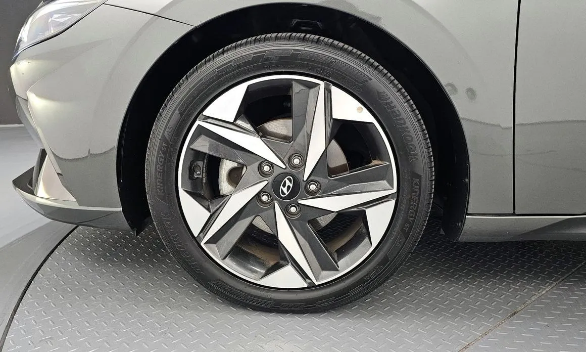 Hyundai AVANTE — фото 10
