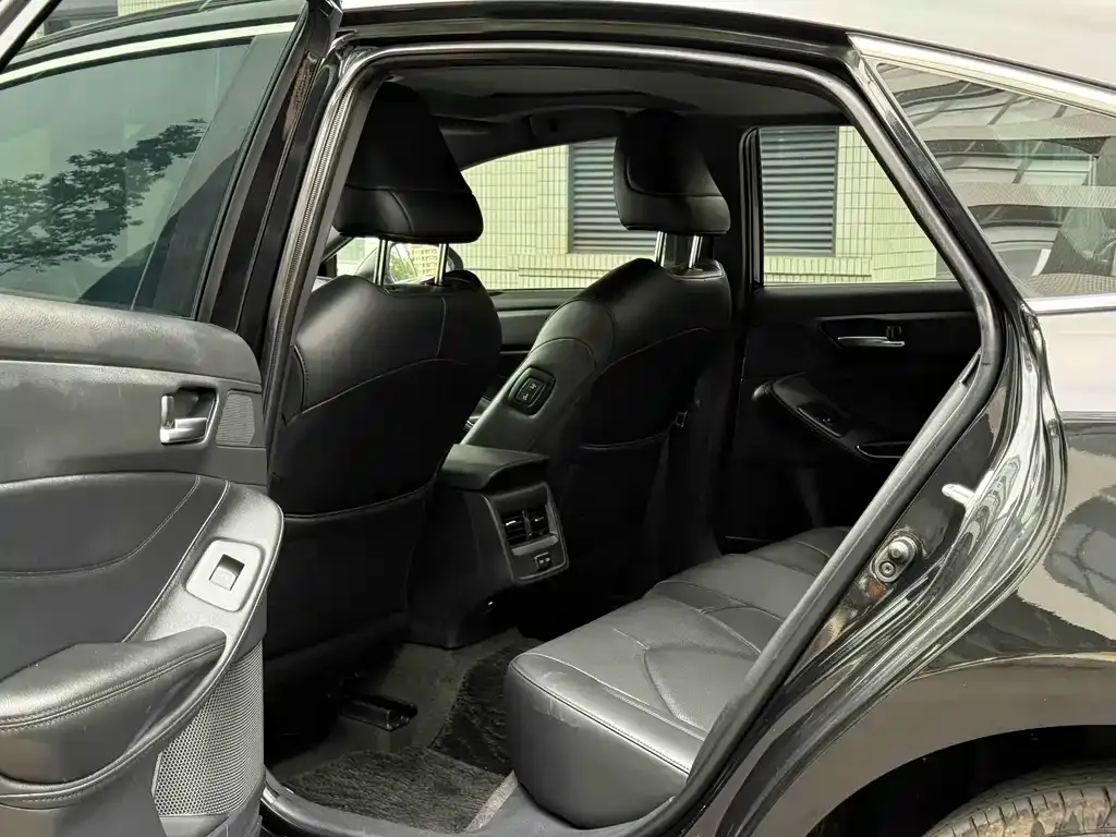 Toyota Avalon 2023 из CN, фото 8