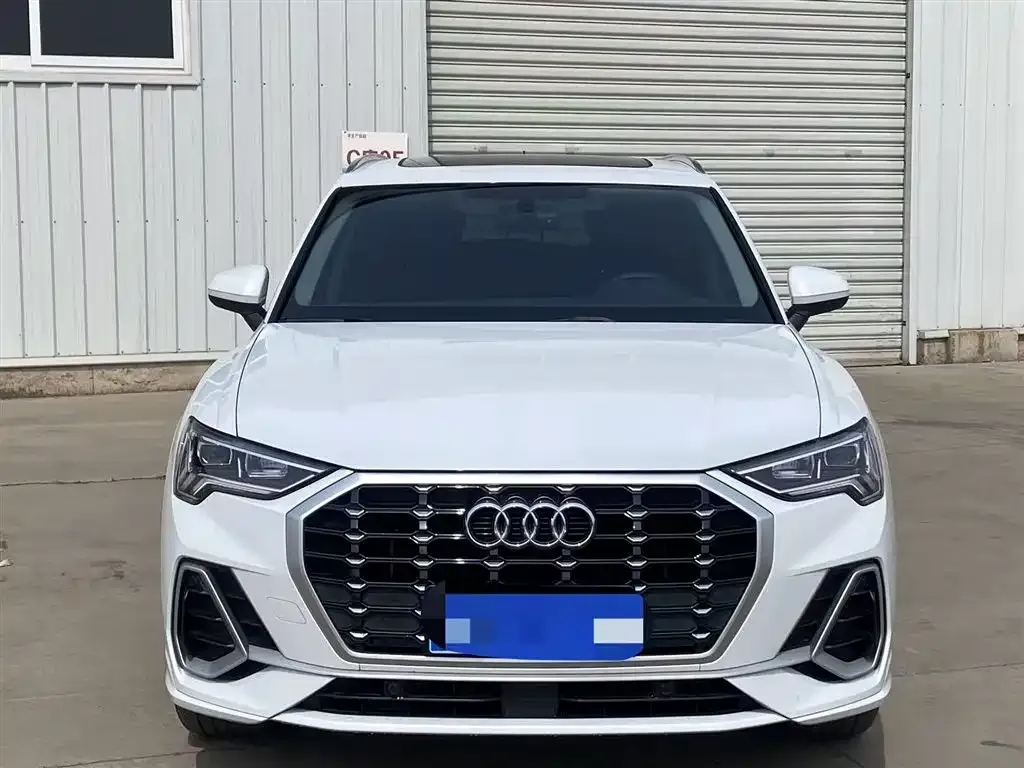 Audi Q3 — фото 6