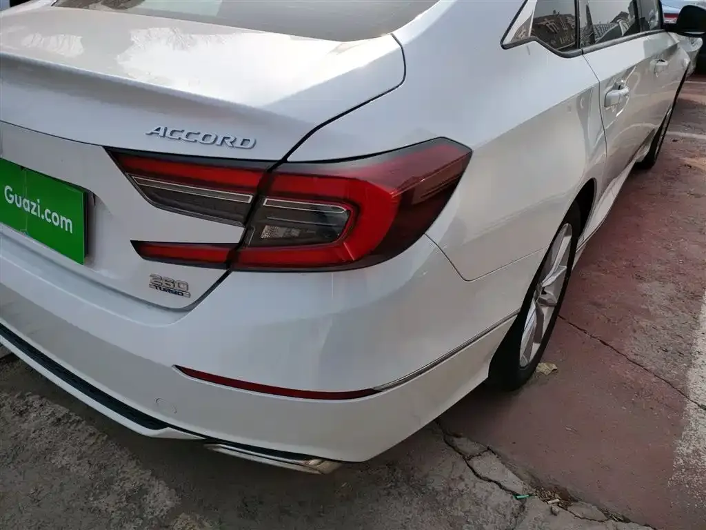 Honda Accord — фото 2
