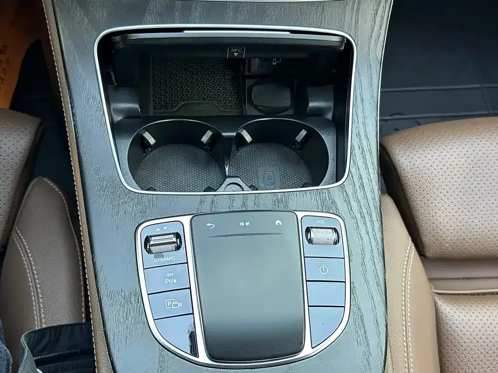 Mercedes-Benz E-Class New Energy — фото 7