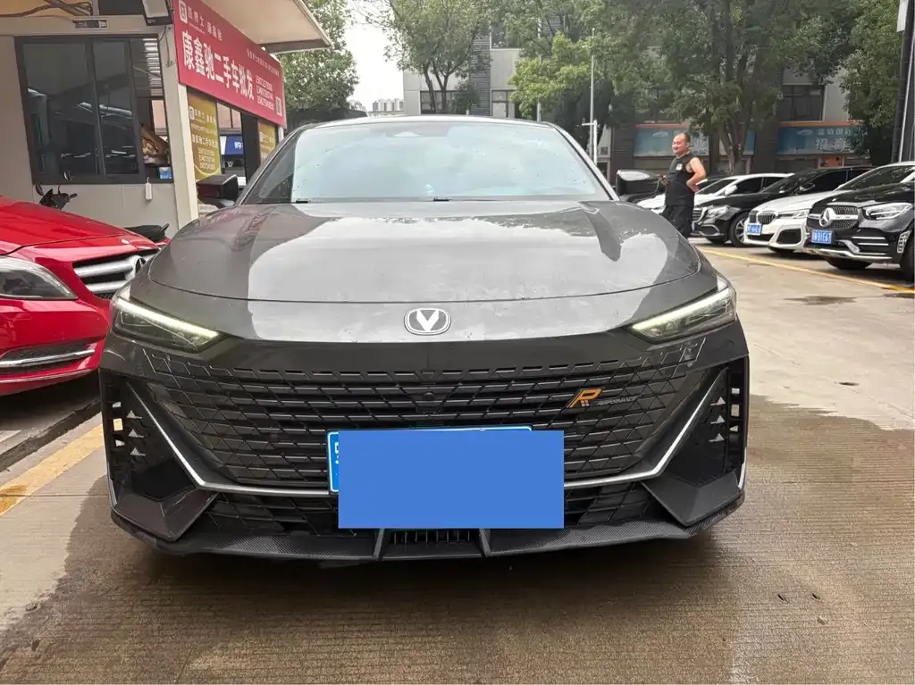 Changan UNI-V 2023 из CN, фото 2