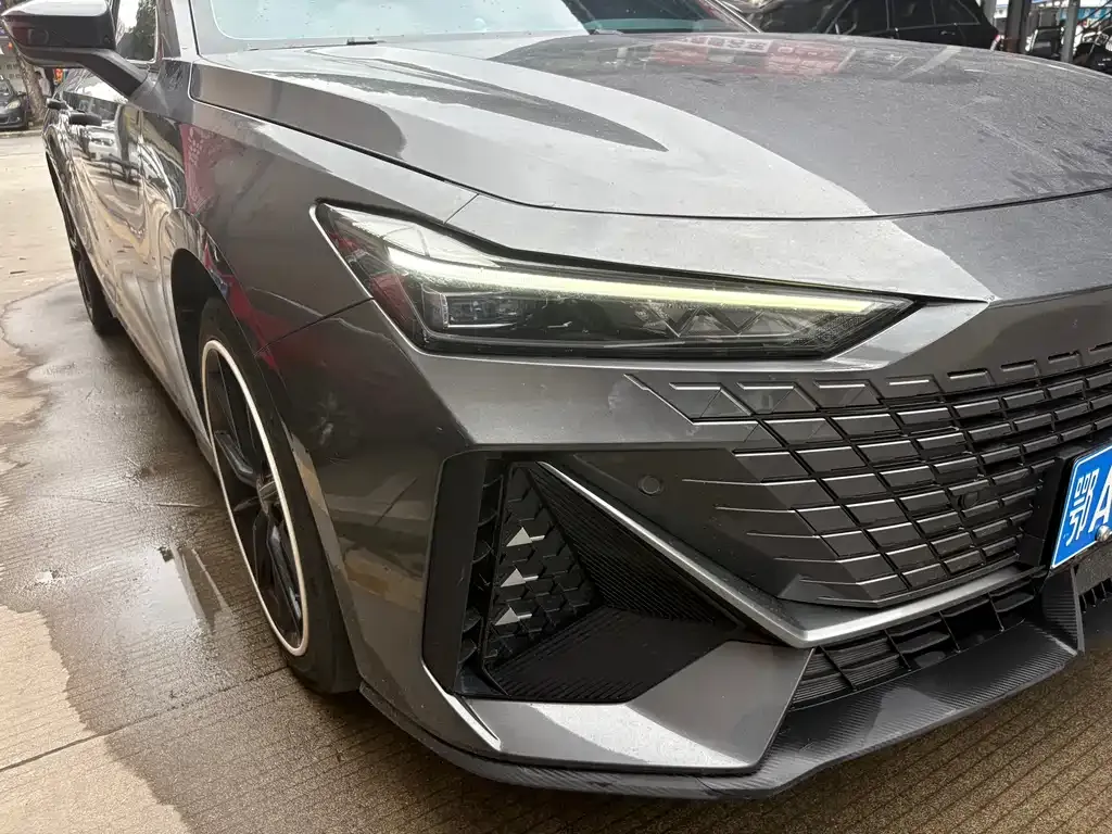 Changan UNI-V 2023 из CN, фото 8