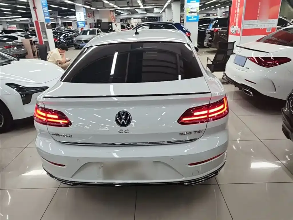 Volkswagen CC — фото 2