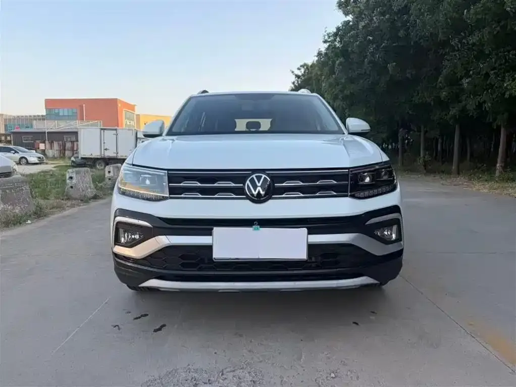 Volkswagen T-Cross — фото 2