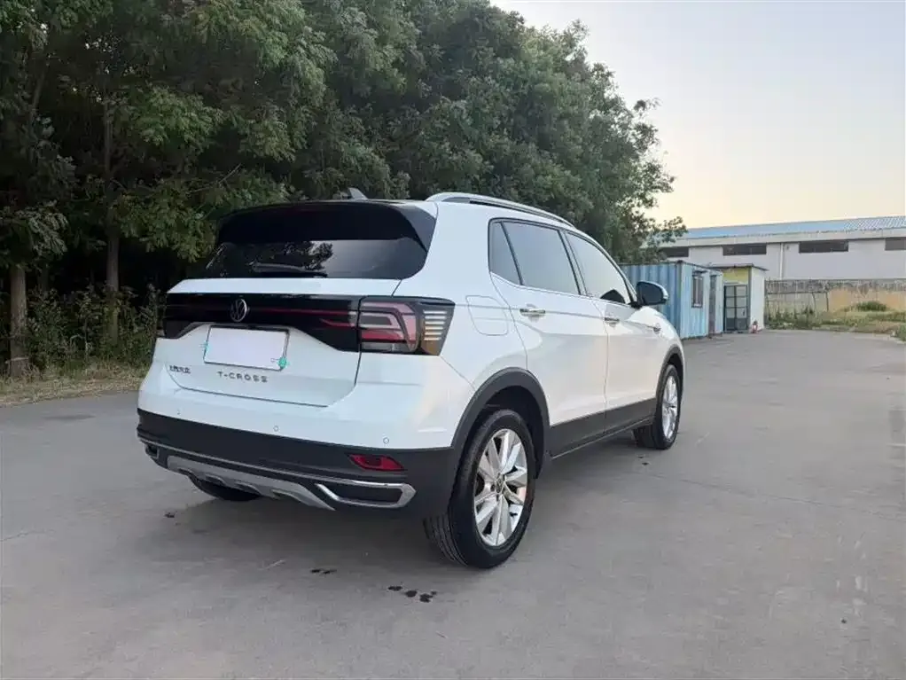 Volkswagen T-Cross — фото 8