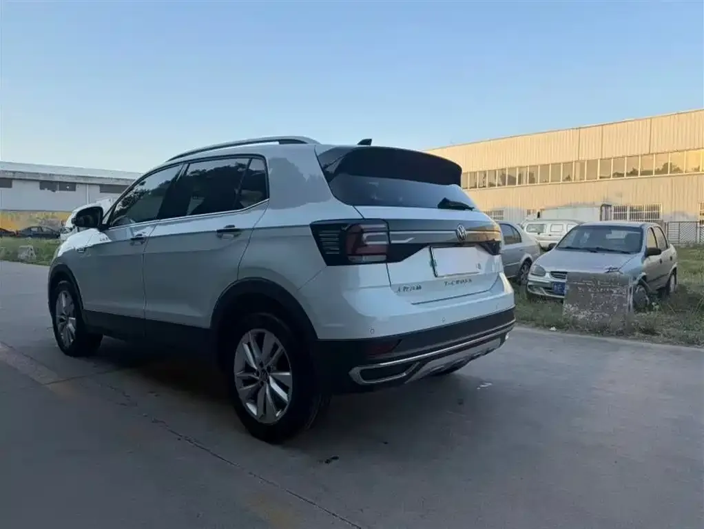 Volkswagen T-Cross — фото 3