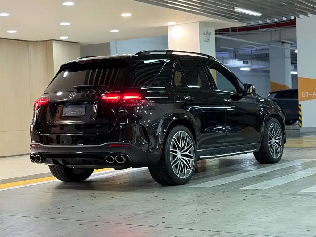Mercedes-Benz GLE AMG — фото 7