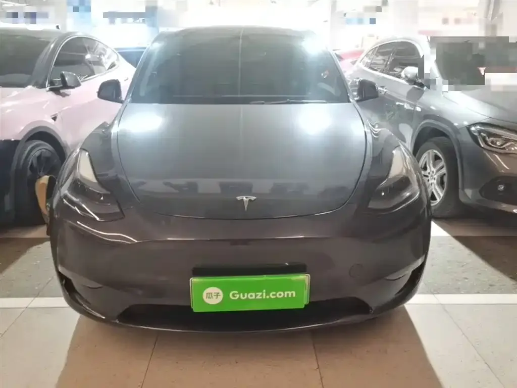 Tesla Model Y — фото 6