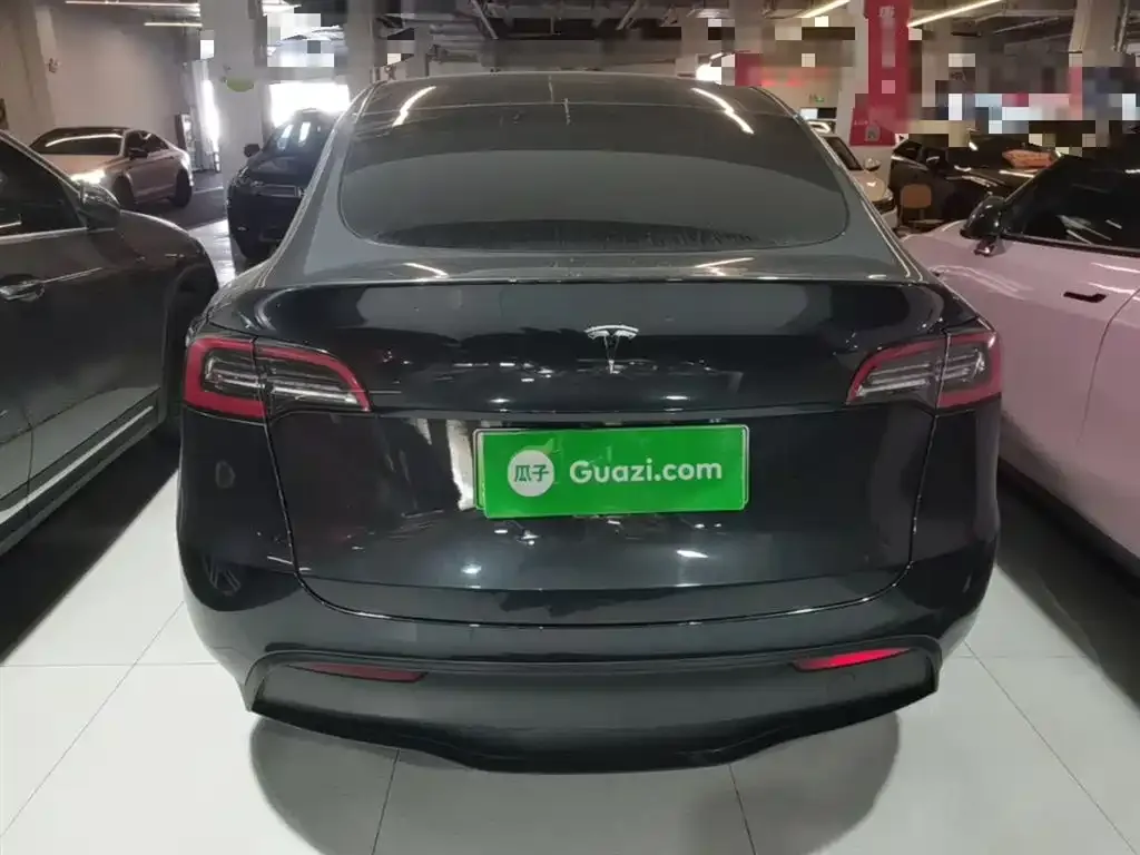 Tesla Model Y — фото 5
