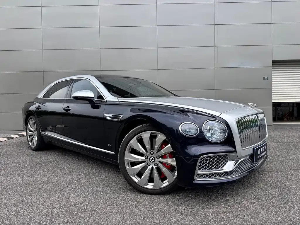 Bentley Flying Spur — фото 6