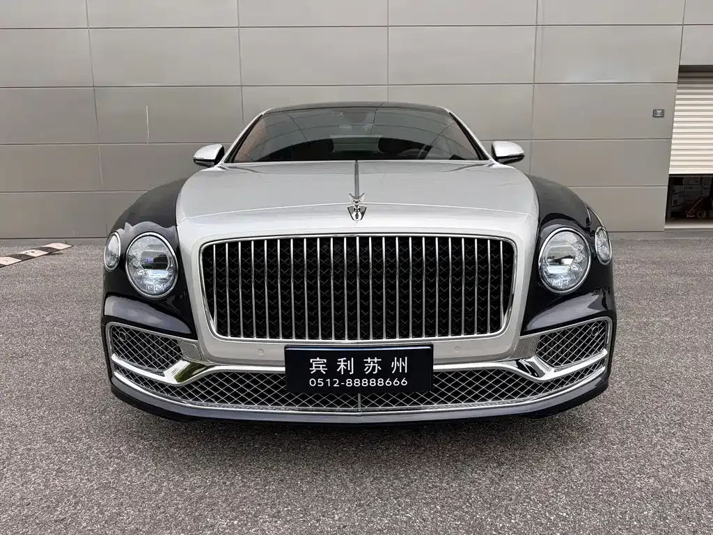 Bentley Flying Spur — фото 7