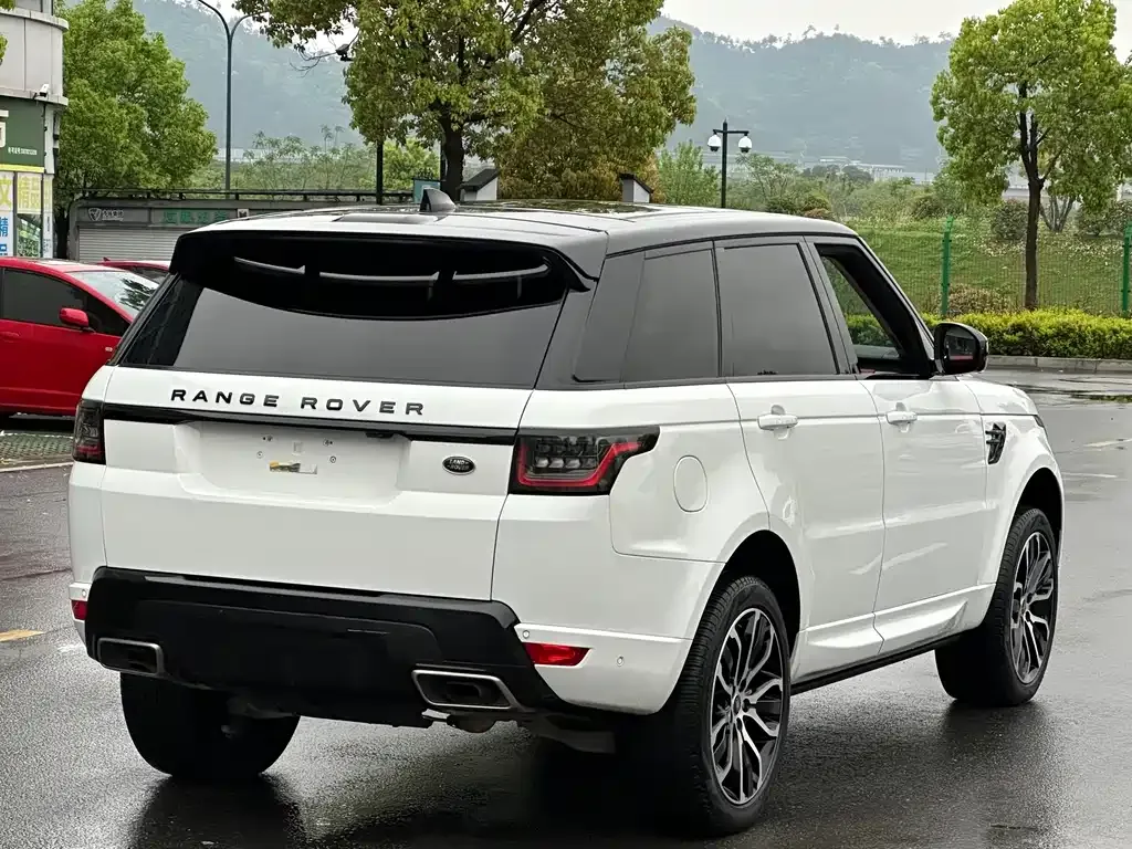 Land Rover Sport — фото 8