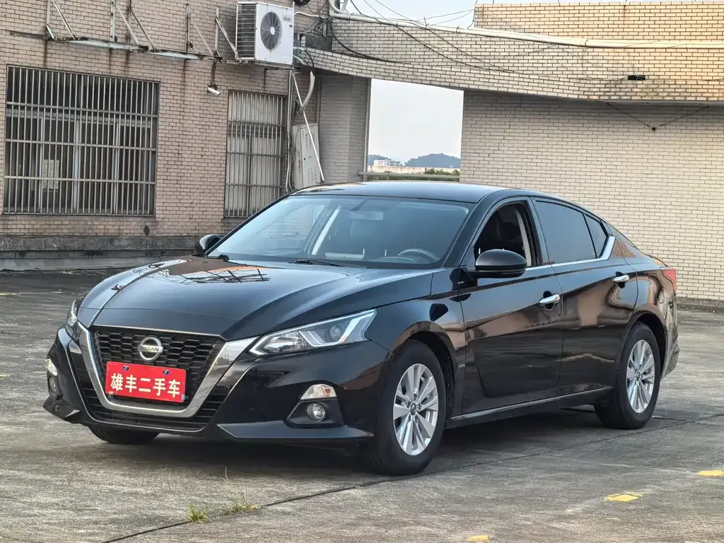 Nissan Teana