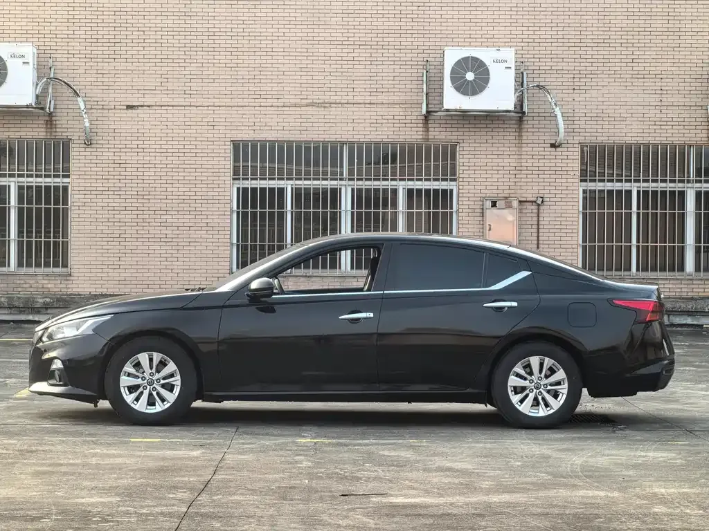 Nissan Teana 2022 из CN, фото 5