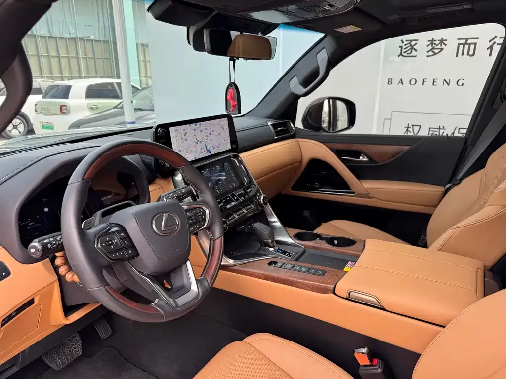 Lexus LX 2025 из CN, фото 7