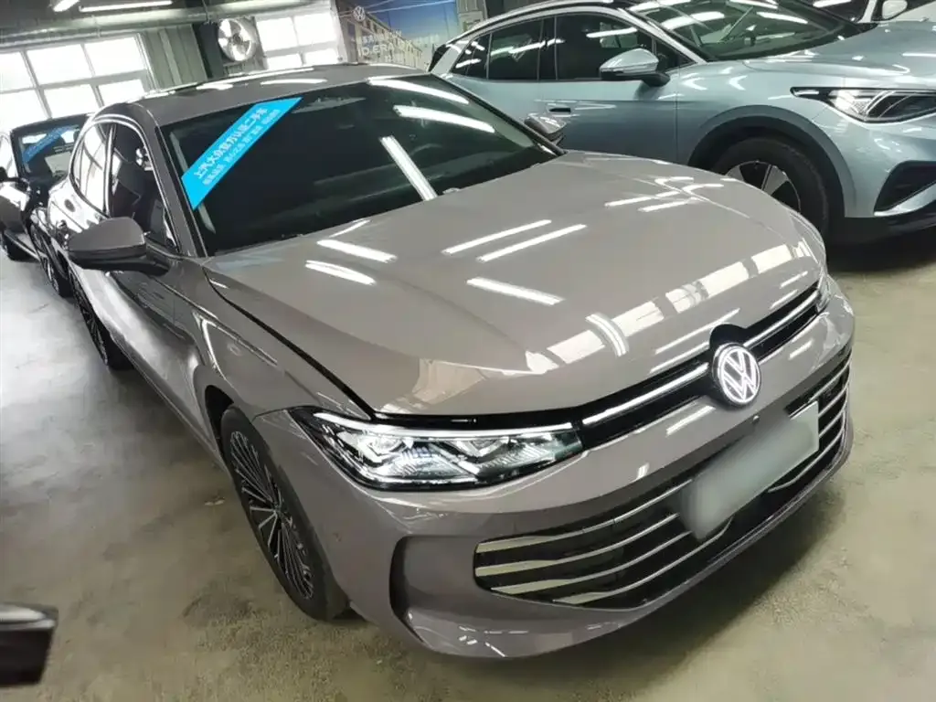 Volkswagen Passat — фото 5