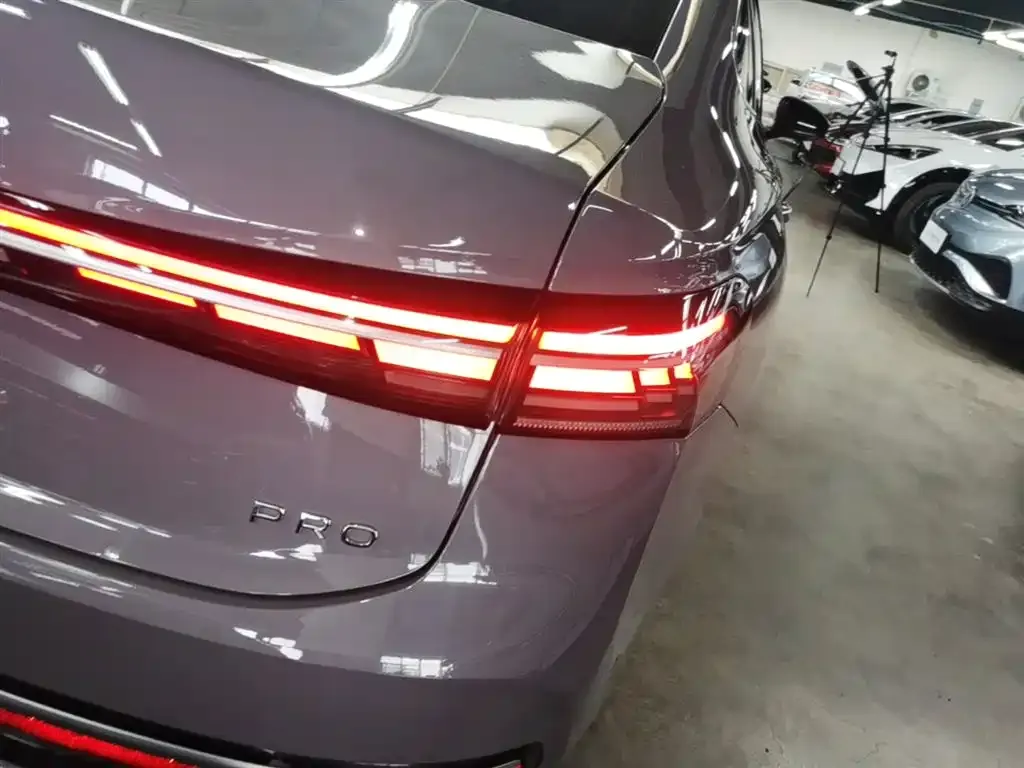 Volkswagen Passat — фото 3