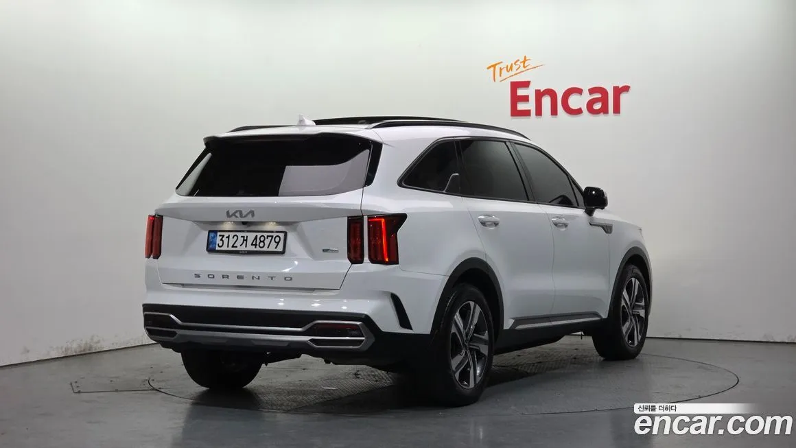 Kia Sorento — фото 3