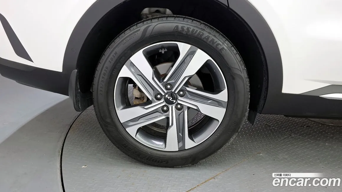 Kia Sorento — фото 6