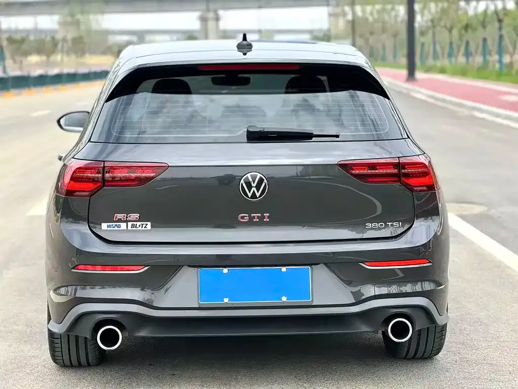 Volkswagen Golf GTI 2023 из CN, фото 7