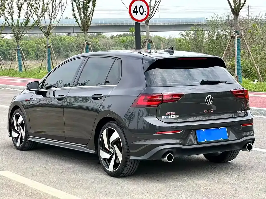 Volkswagen Golf GTI 2023 из CN, фото 8