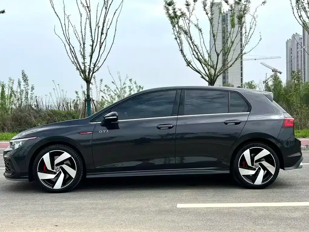 Volkswagen Golf GTI 2023 из CN, фото 9