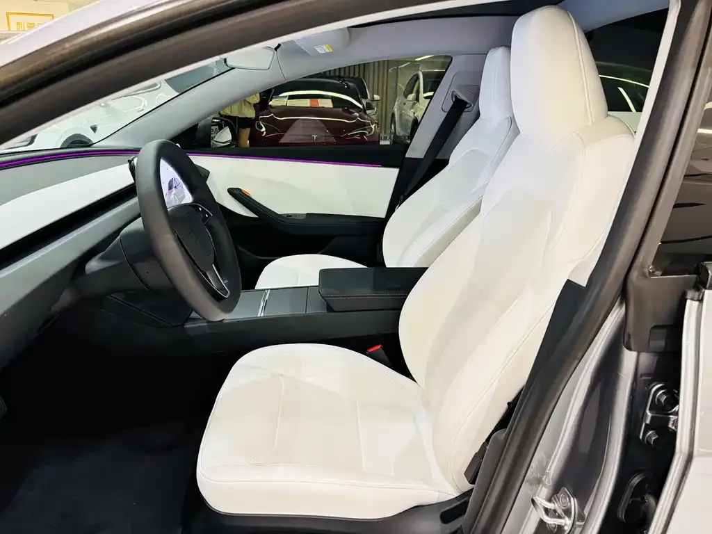 Tesla Model 3 — фото 6