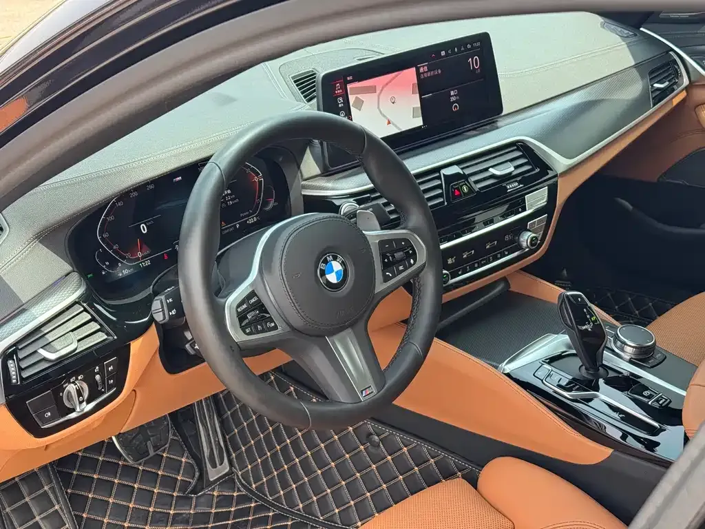 BMW 5 Series (Import) 2023 из CN, фото 5