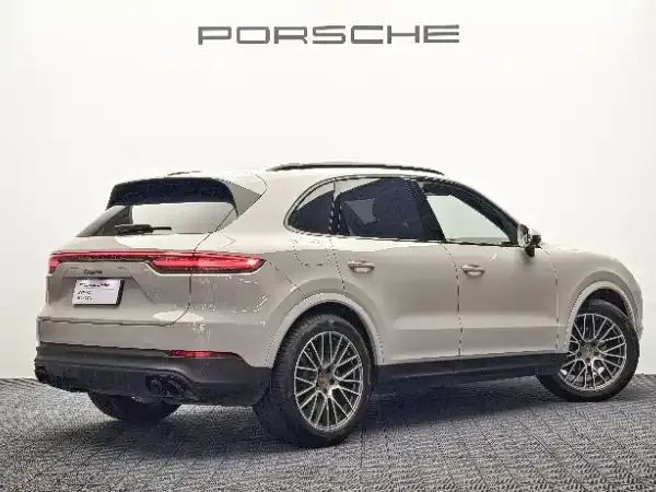 Porsche Cayenne — фото 7