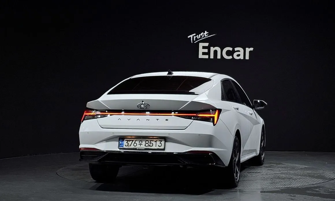 Hyundai AVANTE — фото 3