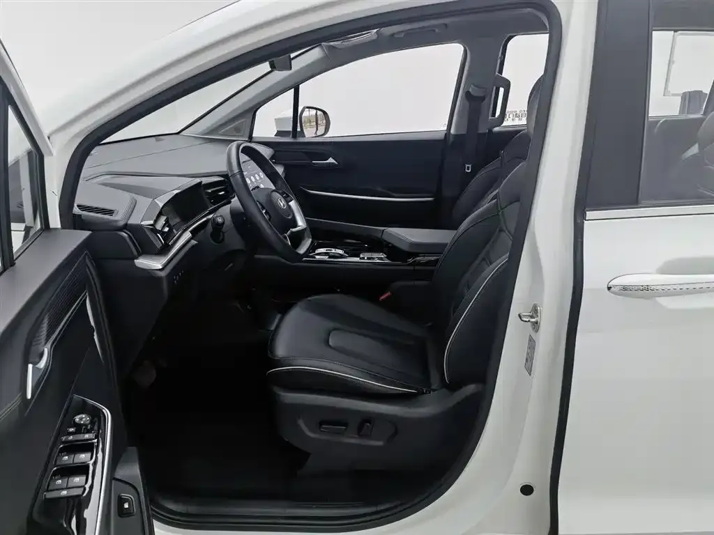 Hyundai Custo 2023 из CN, фото 4