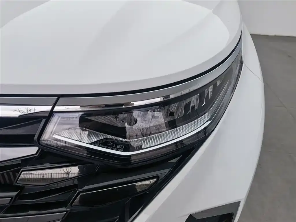 Hyundai Custo 2023 из CN, фото 5