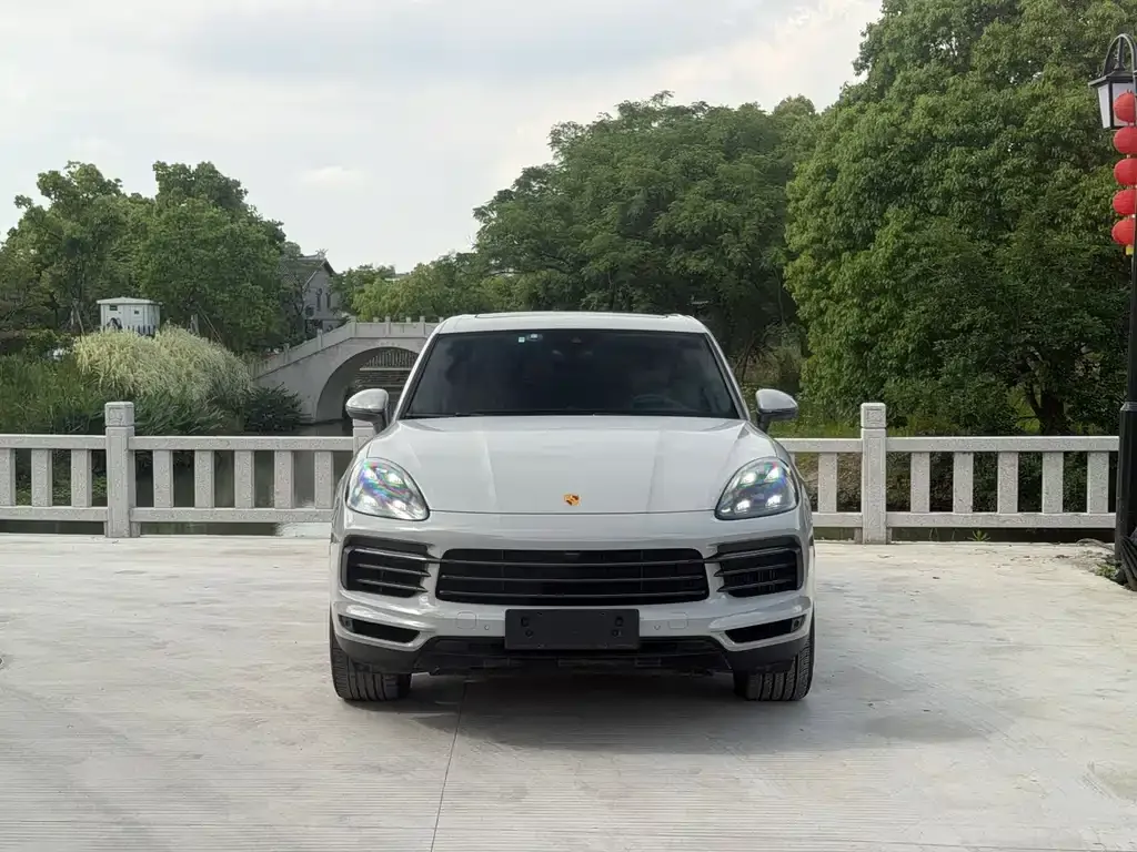 Porsche Cayenne Hybrid — фото 3