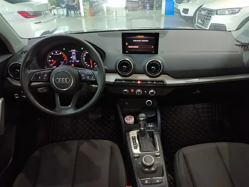 Audi Q2L 2021 из CN, фото 3