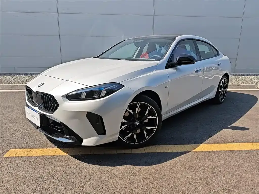 BMW 2 Series — фото 1