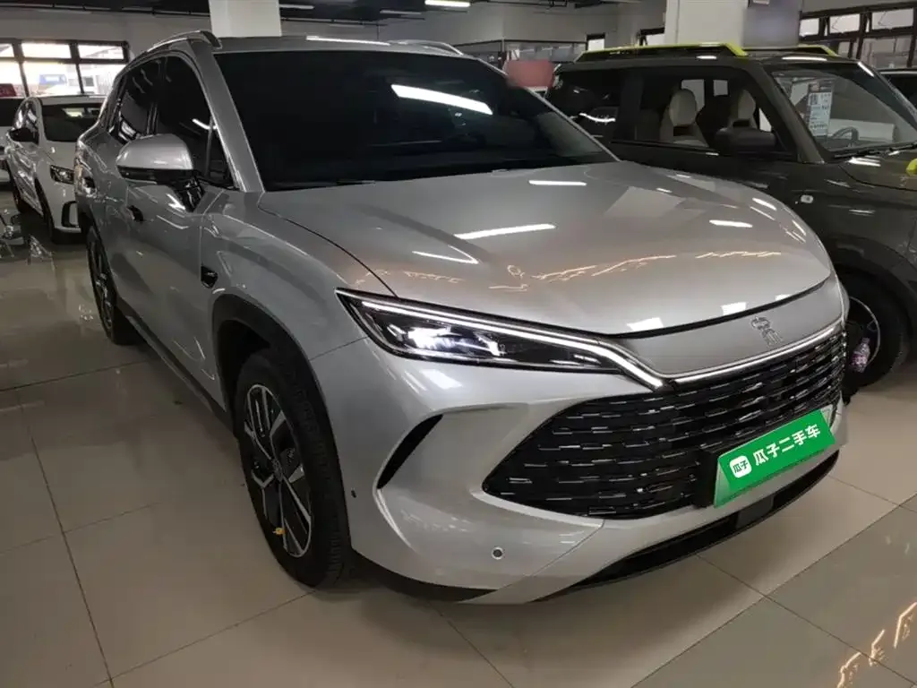 BYD L DM-i — фото 7