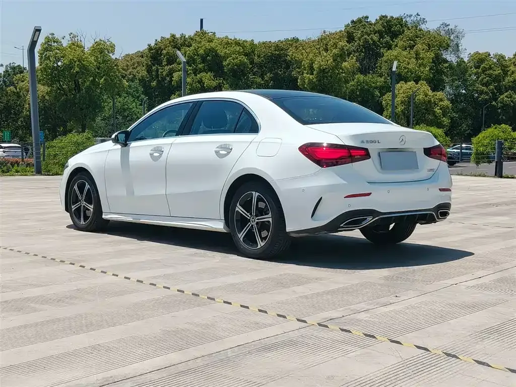 Mercedes-Benz A-Class — фото 6