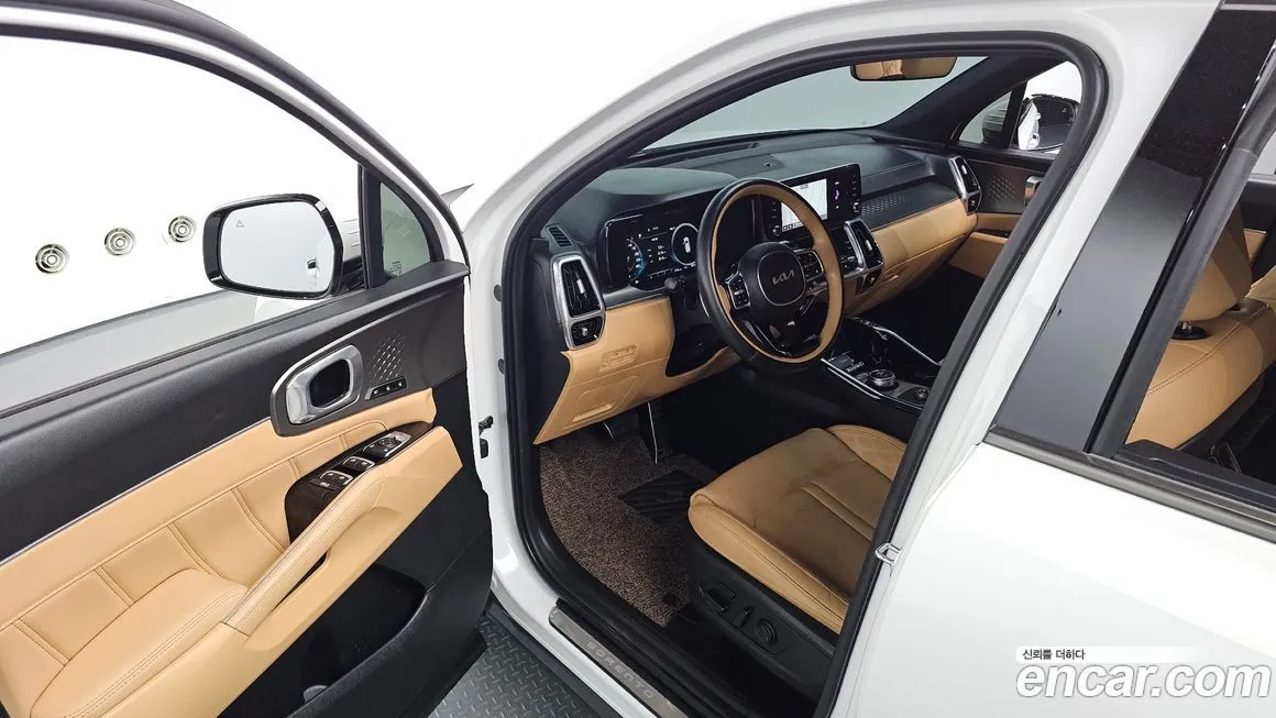 Kia Sorento — фото 7
